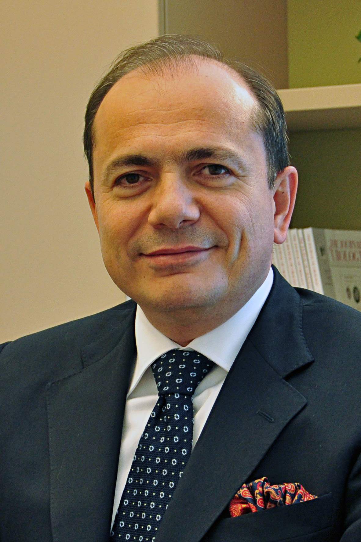 Prof. Dr. Sinan ZEREN